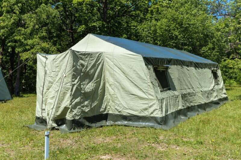 Палатка каркасная Т-10 с наметом (зимняя)