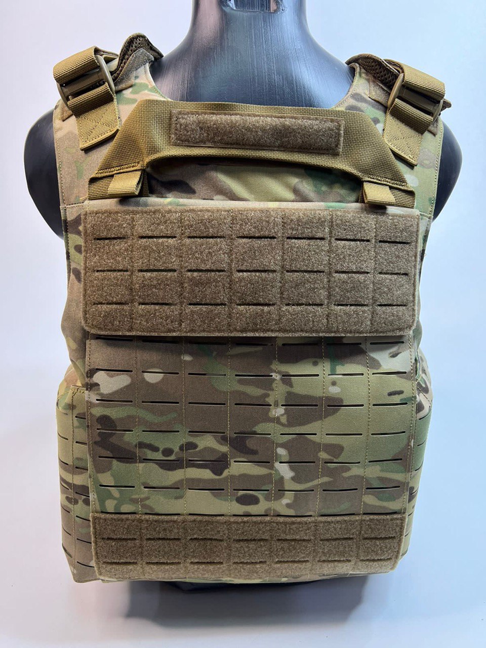 Жилет UNIVERSAL ARMOR