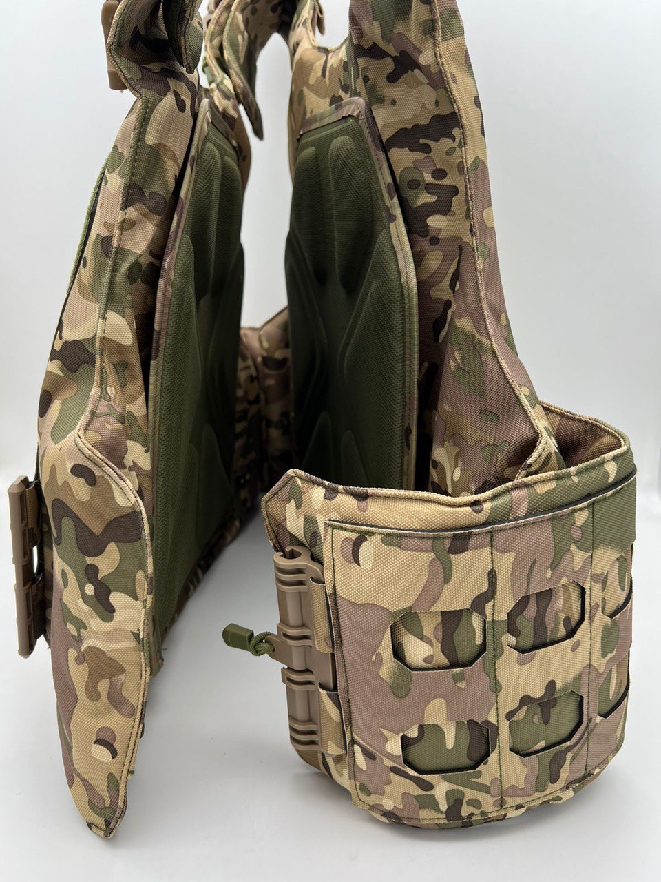 Полностью укомплектованный бронежилет Бр5/6 класса 1