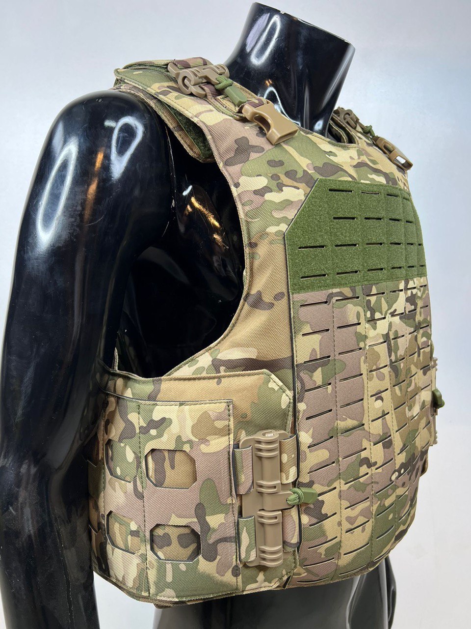 Полностью укомплектованный бронежилет Бр5/6 класса 1