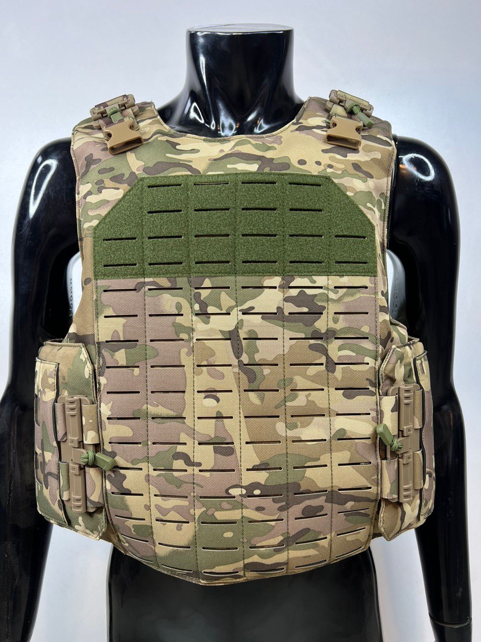 Полностью укомплектованный бронежилет Бр5/6 класса 1
